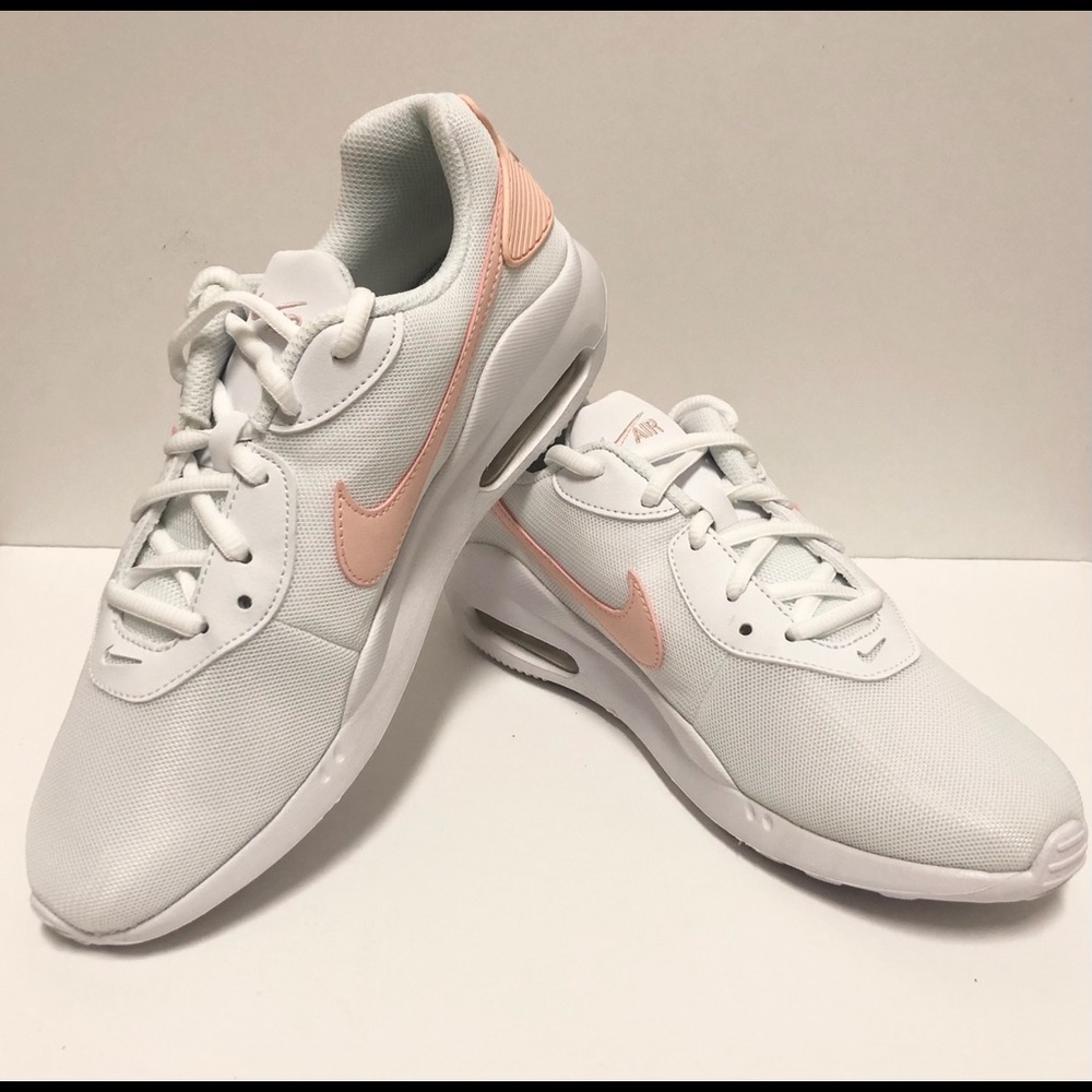 Nike Air Max Oketo ES1